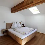 Apartman With Mountain Views *