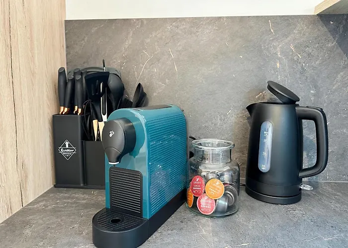 With Mountain Views Διαμέρισμα