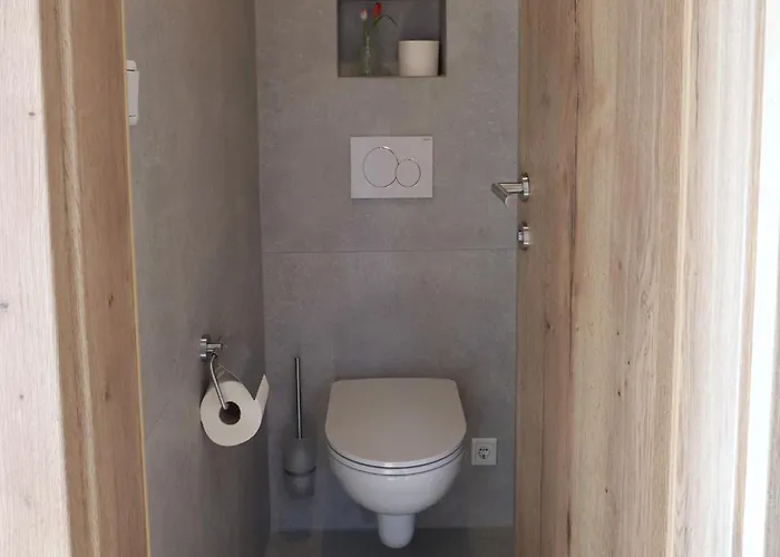 With Mountain Views Διαμέρισμα